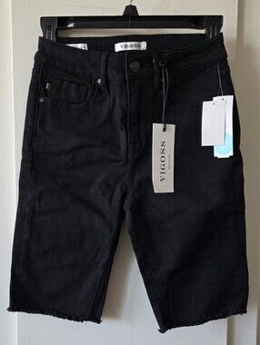 Vigoss Black Cropped Bermuda Jeans with Raw Hem